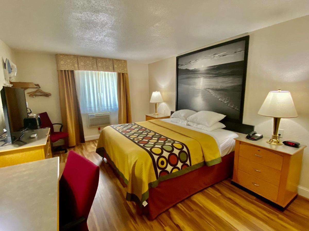 Super 8 By Wyndham Anderson/Clemson Area Motel Exterior foto